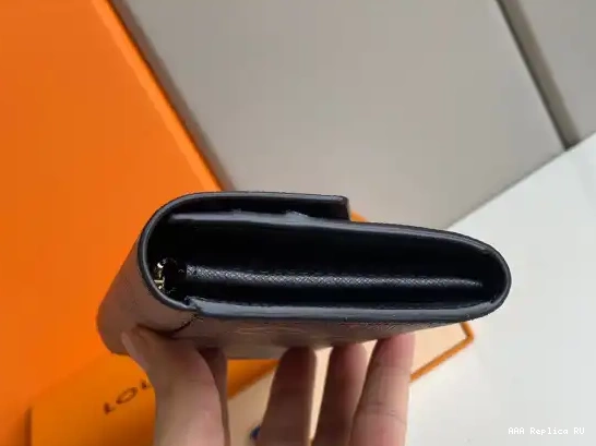 Aaa replica bags SARAH LOUIS VUITTON WALLET 0612